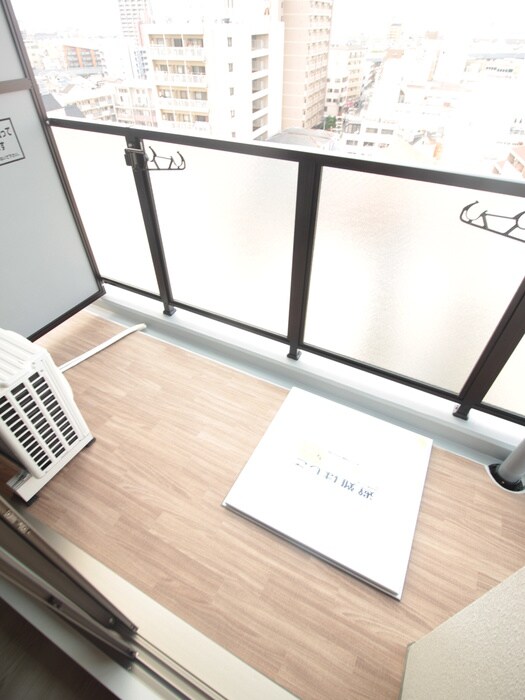 物件内観写真21　(室内からの展望)