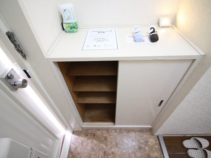 物件内観写真15　(靴箱)