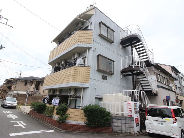 物件外観写真4　(外観写真)