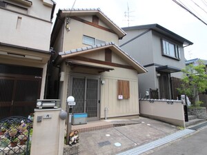 寺田水度坂貸家外観写真