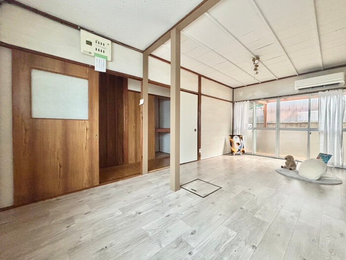 物件内観写真3　(居室)