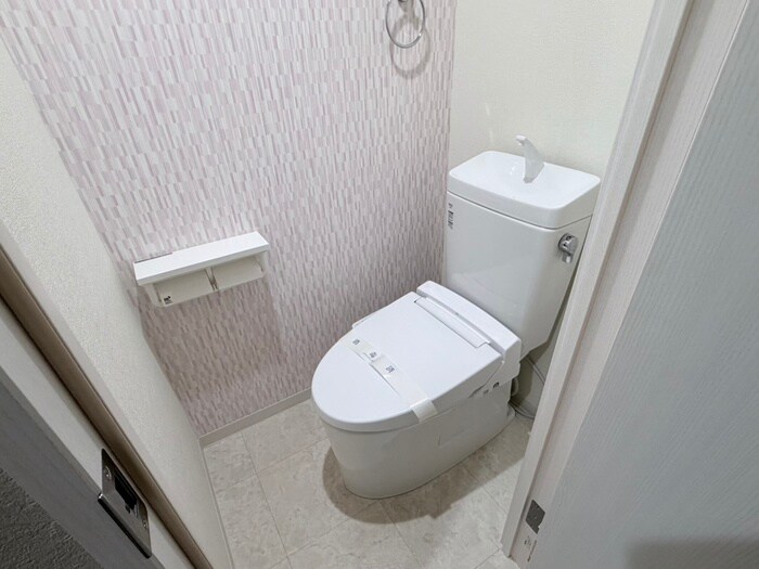 物件内観写真13　(トイレ)