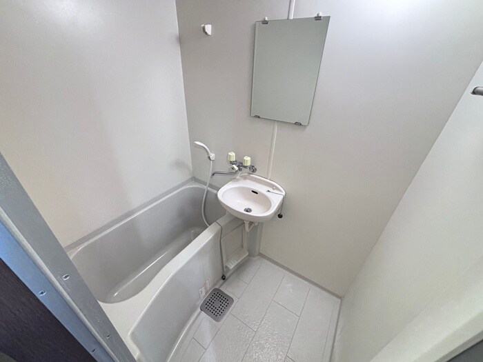 物件内観写真10　(バス／シャワールーム等)