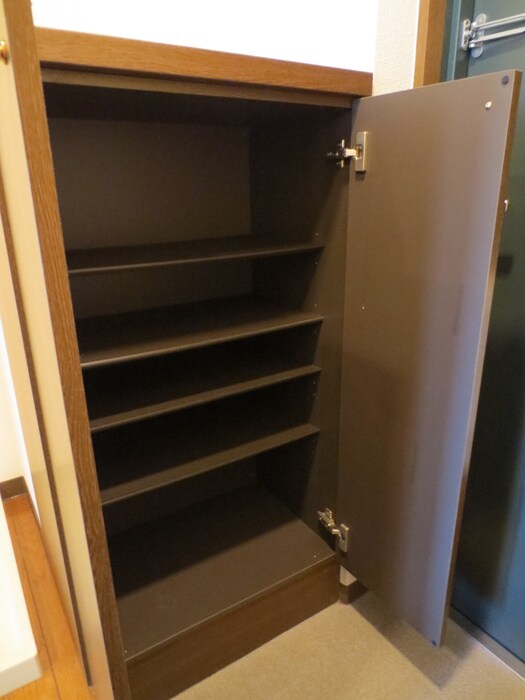 物件内観写真14　(靴箱)