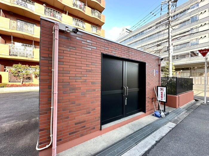 物件外観写真6　(建物設備)