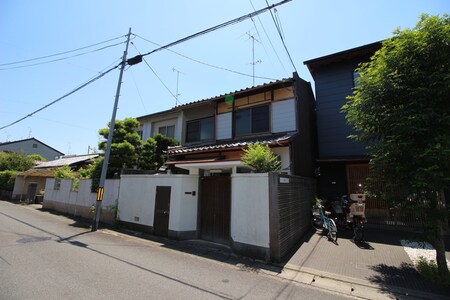 松ヶ崎呼返町貸家外観写真
