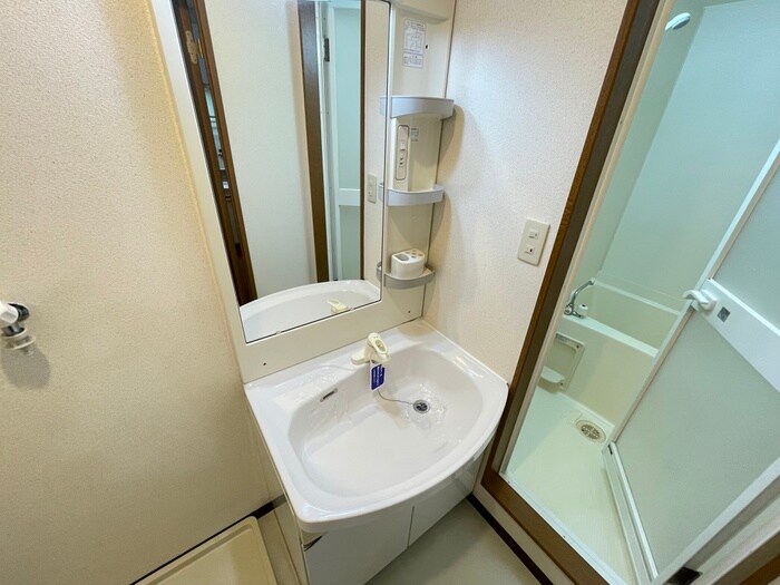 物件内観写真11　(洗面)