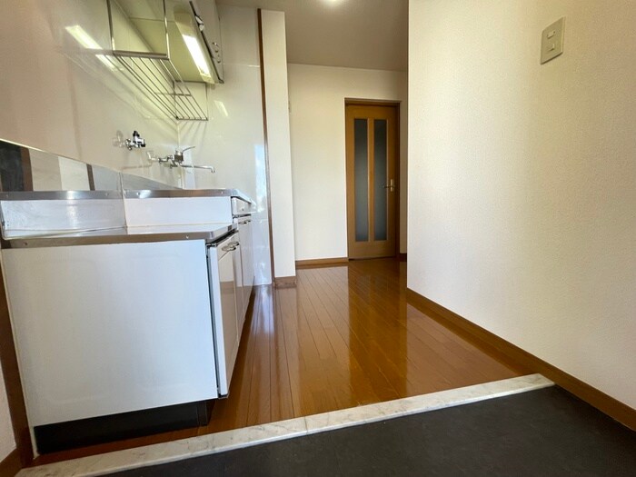 物件内観写真18　(廊下)