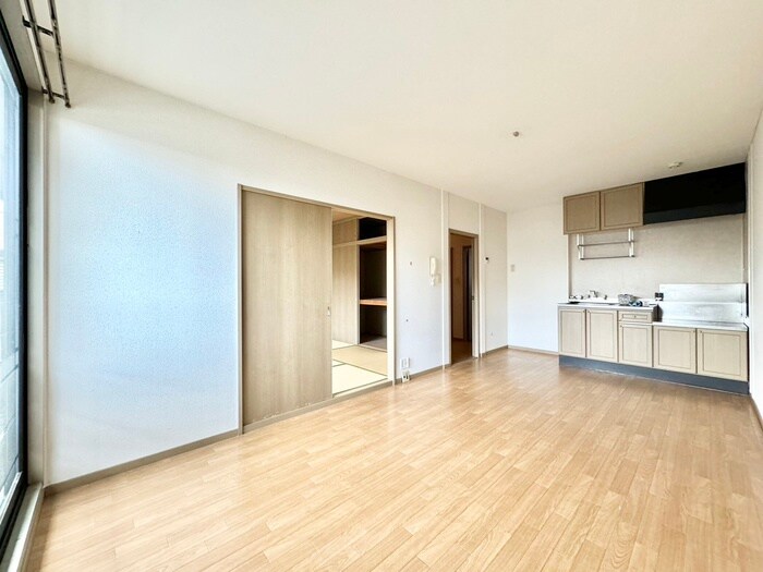 物件内観写真8　(居室)