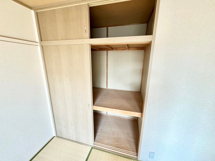物件内観写真13　(収納)