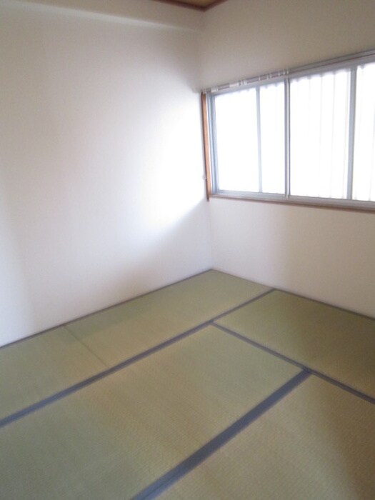 物件内観写真12　(居室)