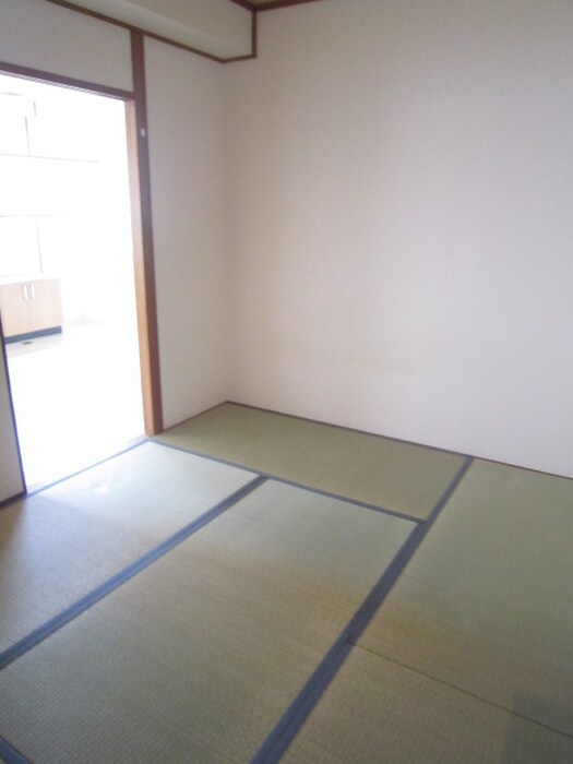 物件内観写真13　(居室)