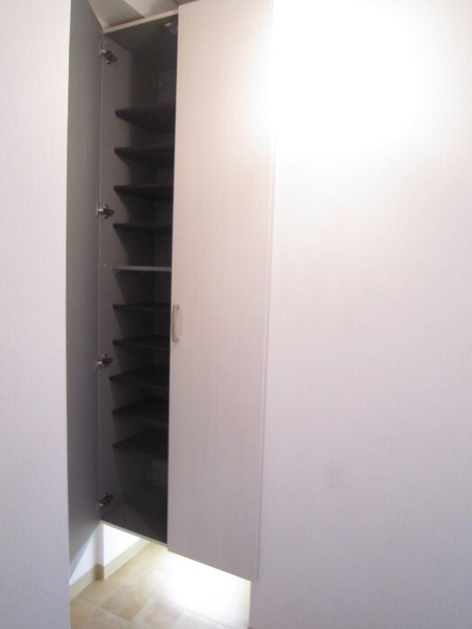 物件内観写真16　(靴箱)