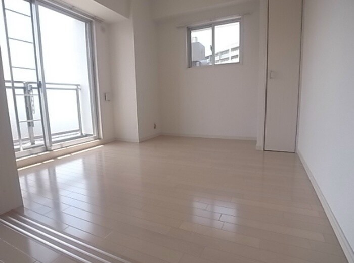 物件内観写真11　(居室)