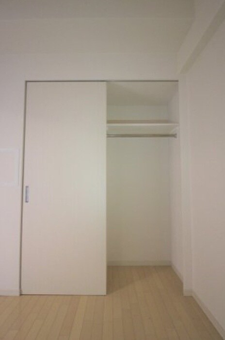 物件内観写真16　(収納)