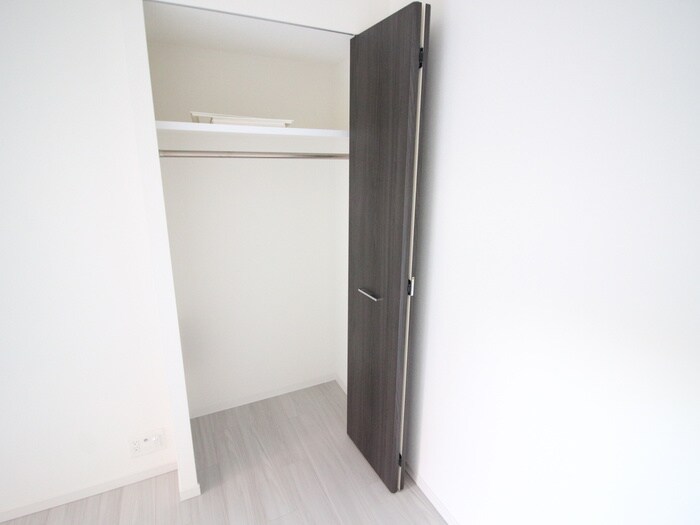 物件内観写真9　(収納)