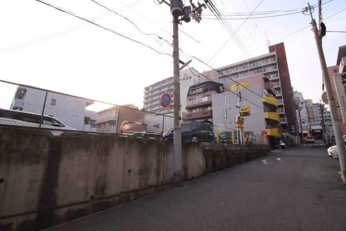 物件外観写真6　(周辺環境)