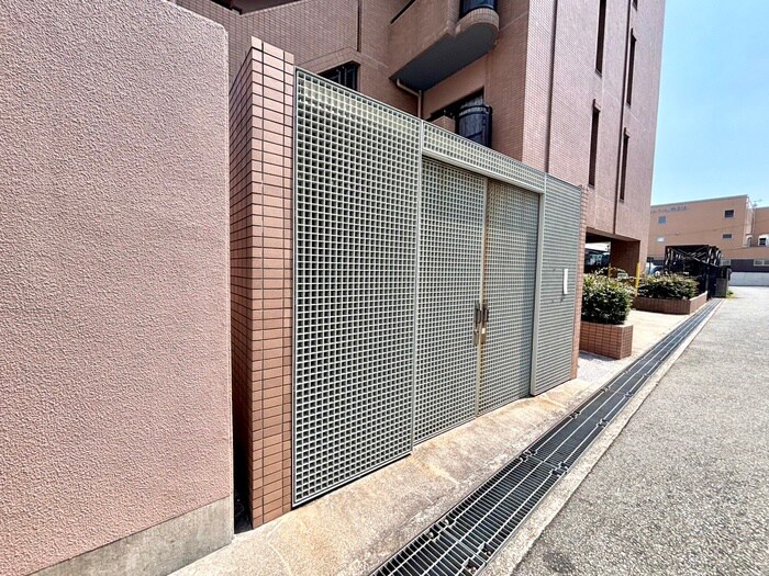 物件外観写真5　(建物設備)