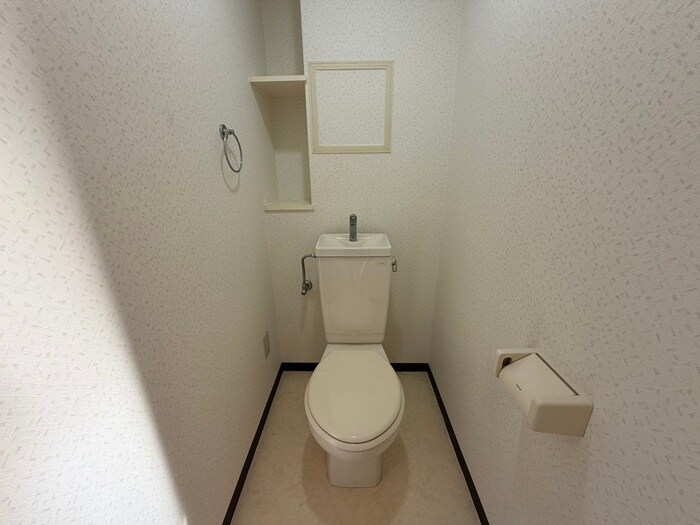 物件内観写真10　(トイレ)