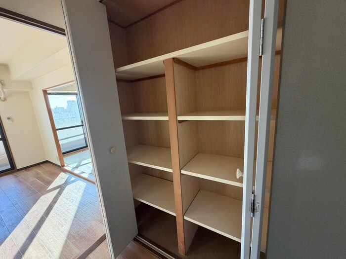 物件内観写真14　(靴箱)