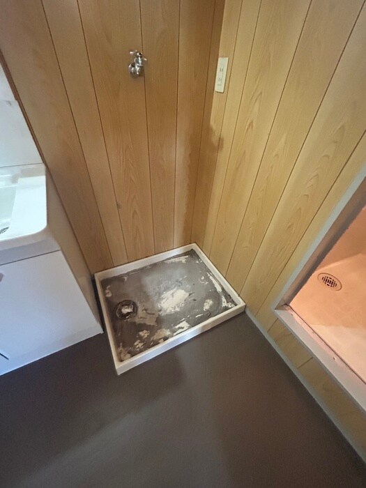 物件内観写真19　(洗濯機置場)