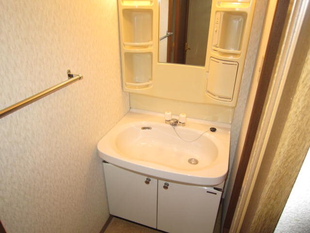 物件内観写真11　(洗面)