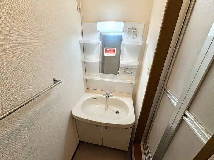 物件内観写真12　(洗面)