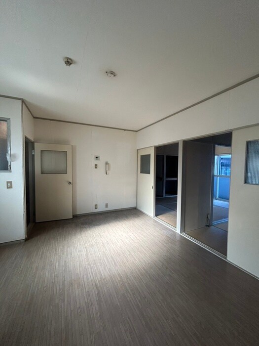 物件内観写真11　(居室)