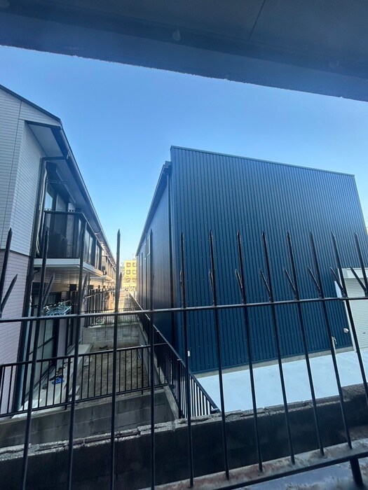 物件内観写真14　(室内からの展望)