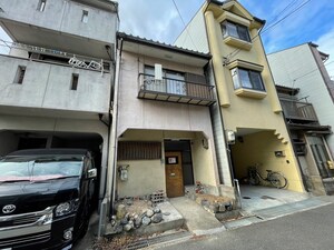 小倉町南堀池戸建て外観写真