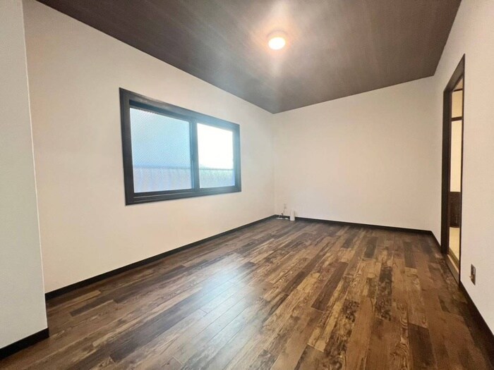 物件内観写真8　(居室)