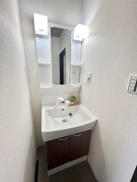 物件内観写真15　(洗面)