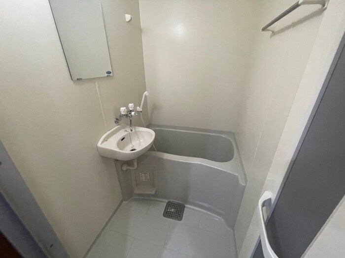 物件内観写真10　(バス／シャワールーム等)