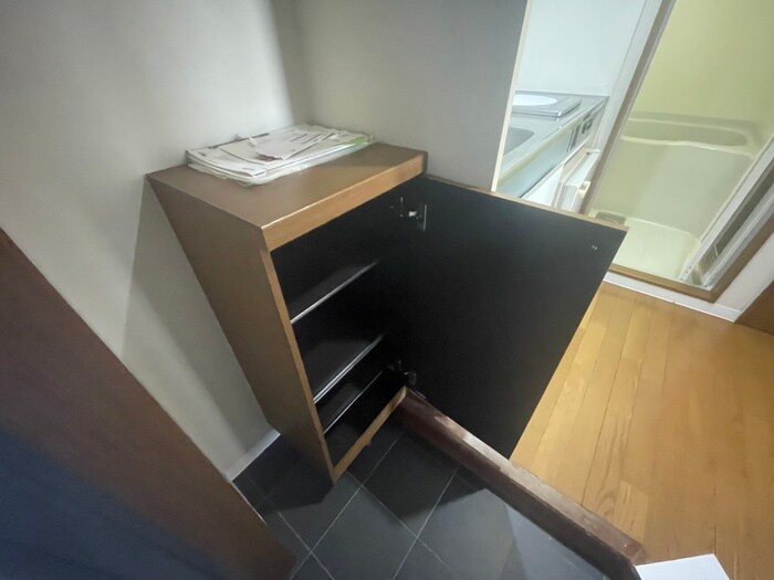 物件内観写真11　(靴箱)