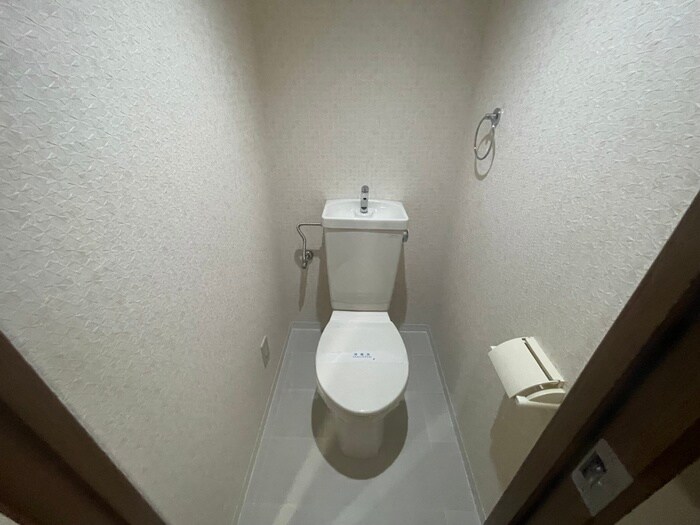 物件内観写真13　(トイレ)