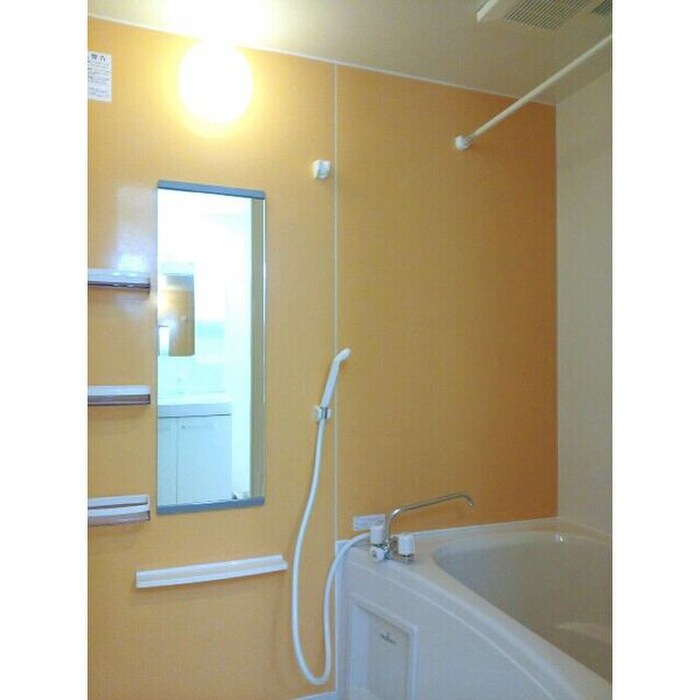 物件内観写真8　(バス／シャワールーム等)