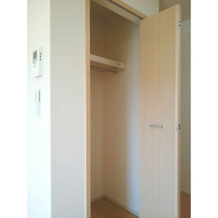 物件内観写真16　(収納)