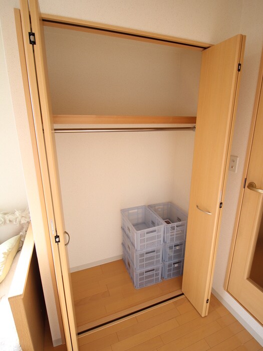 物件内観写真12　(収納)