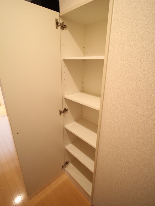 物件内観写真16　(靴箱)