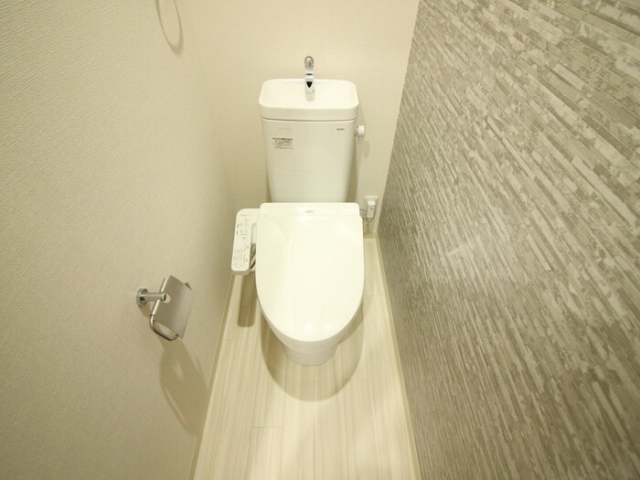 物件内観写真14　(トイレ)