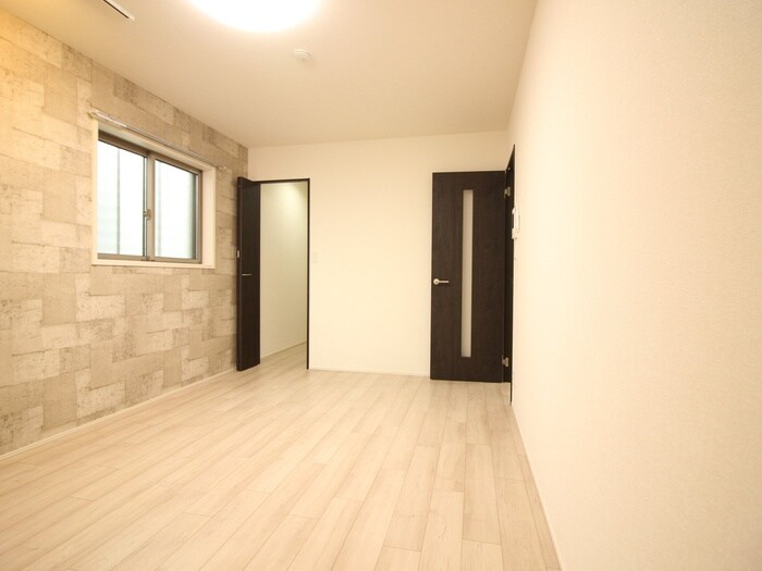 物件内観写真18　(居室)