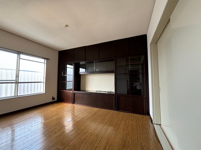 物件内観写真4　(居室)