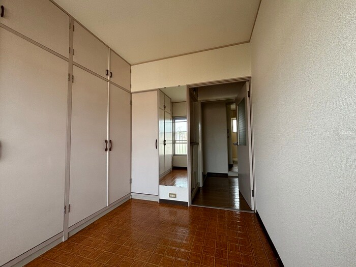 物件内観写真5　(居室)