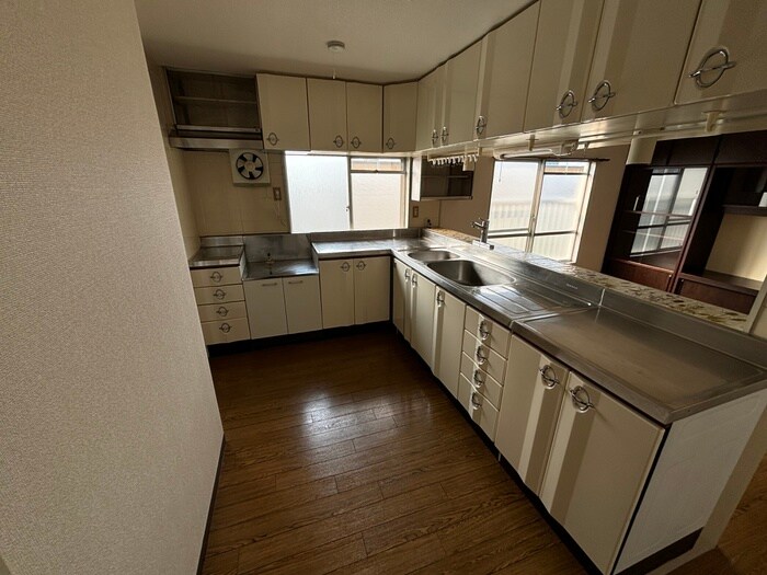 物件内観写真8　(キッチン)