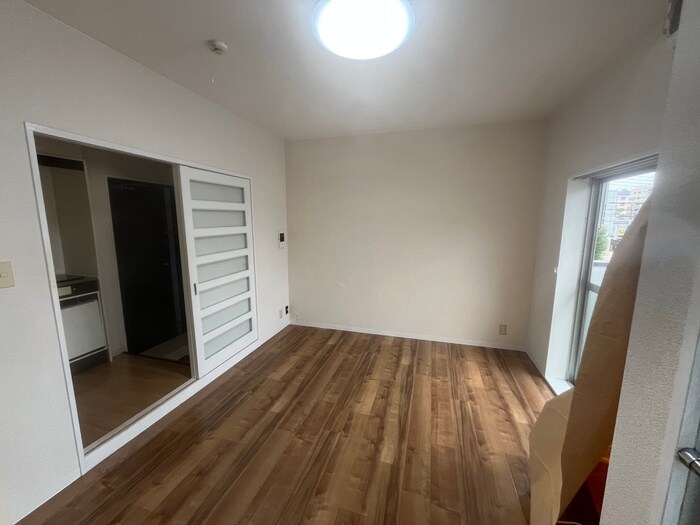 物件内観写真15　(居室)