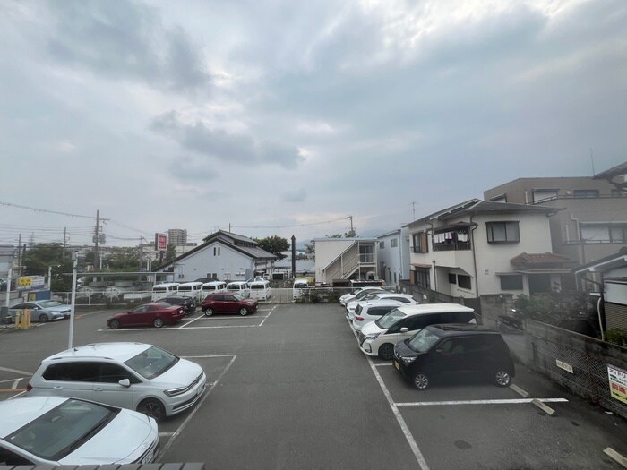 物件内観写真19　(室内からの展望)