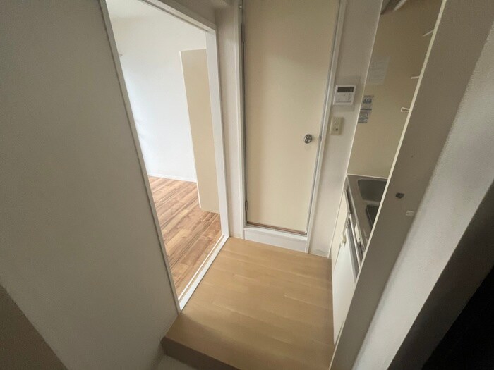物件内観写真20　(廊下)