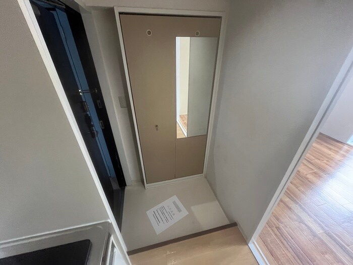 物件内観写真21　(玄関)