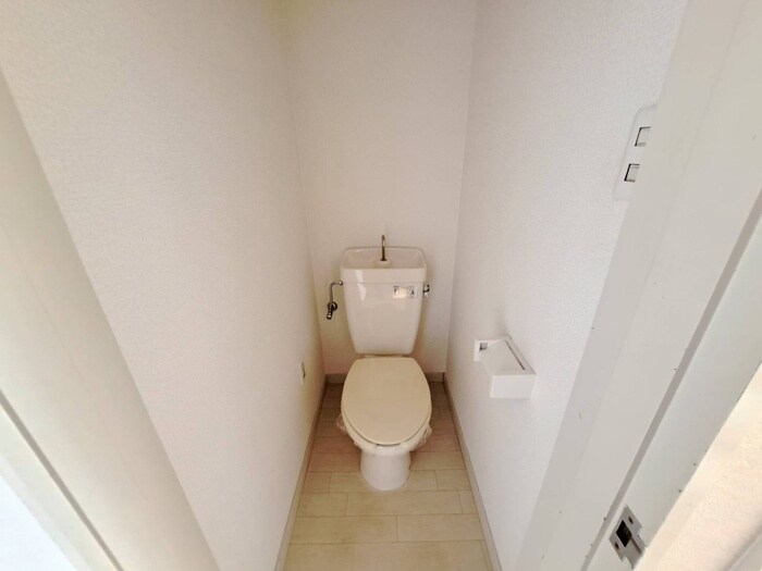 物件内観写真10　(トイレ)