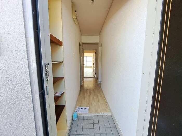 物件内観写真20　(廊下)